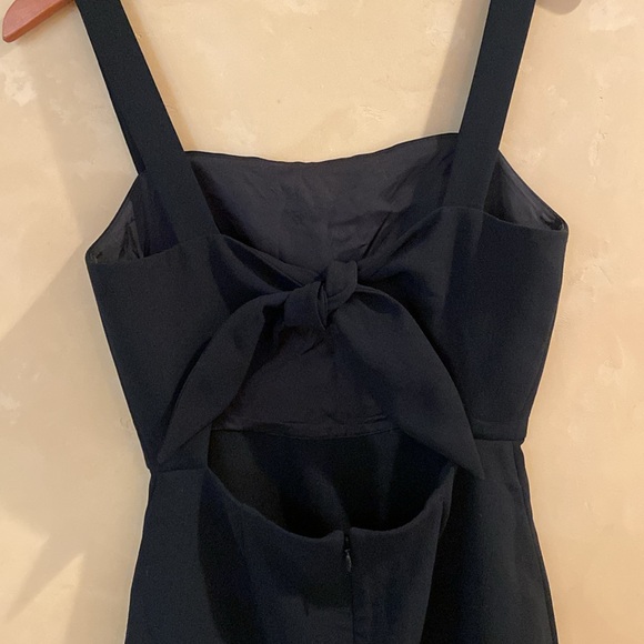Aritzia Wilfred Aperature Tie-back Mini Dress Size: 6 Color: Black - Picture 9 of 13